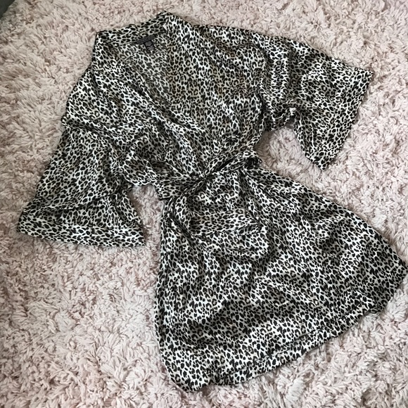 Victoria's Secret Other - VS Robe!